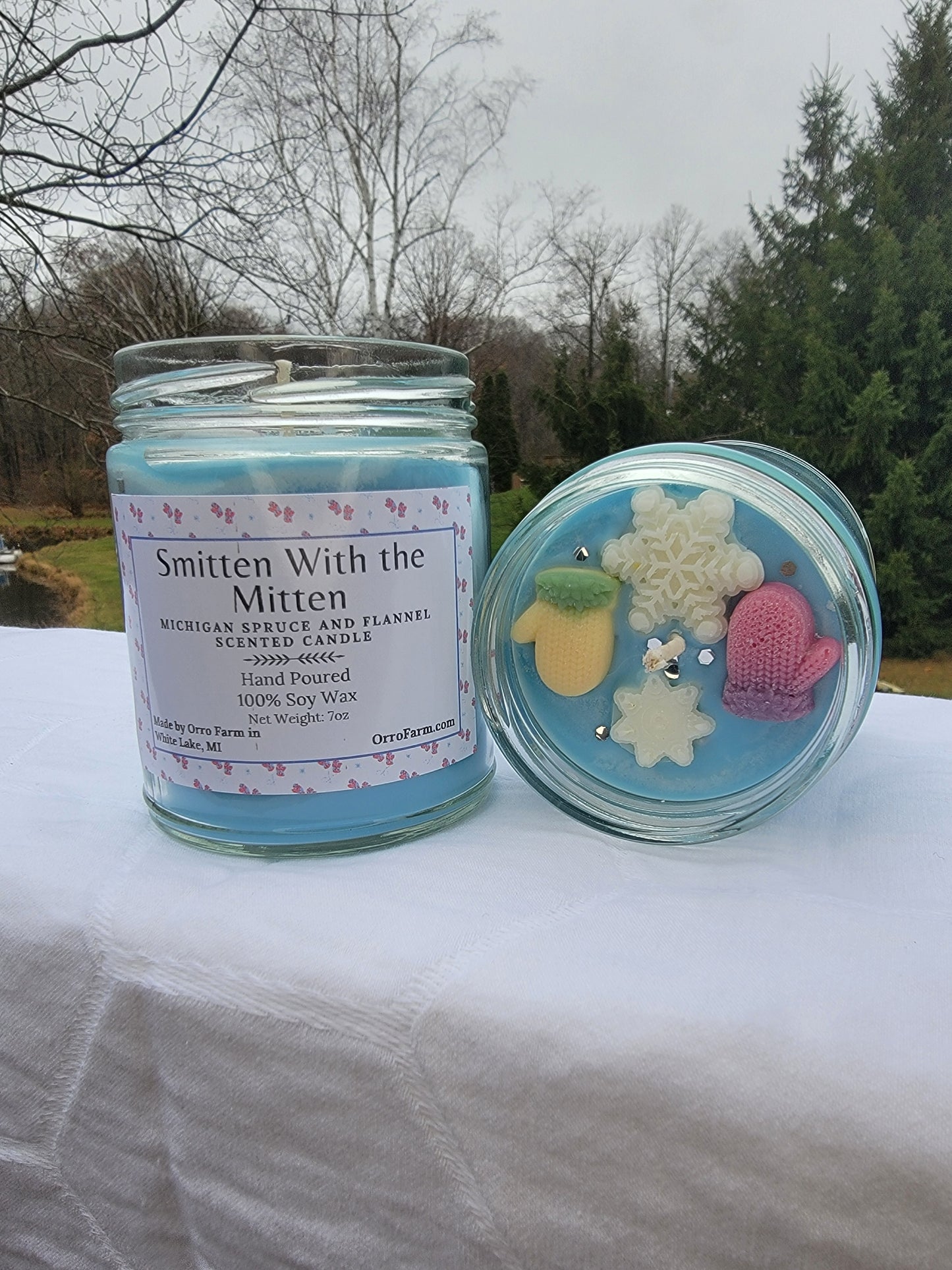 Smitten With the Mitten Candle