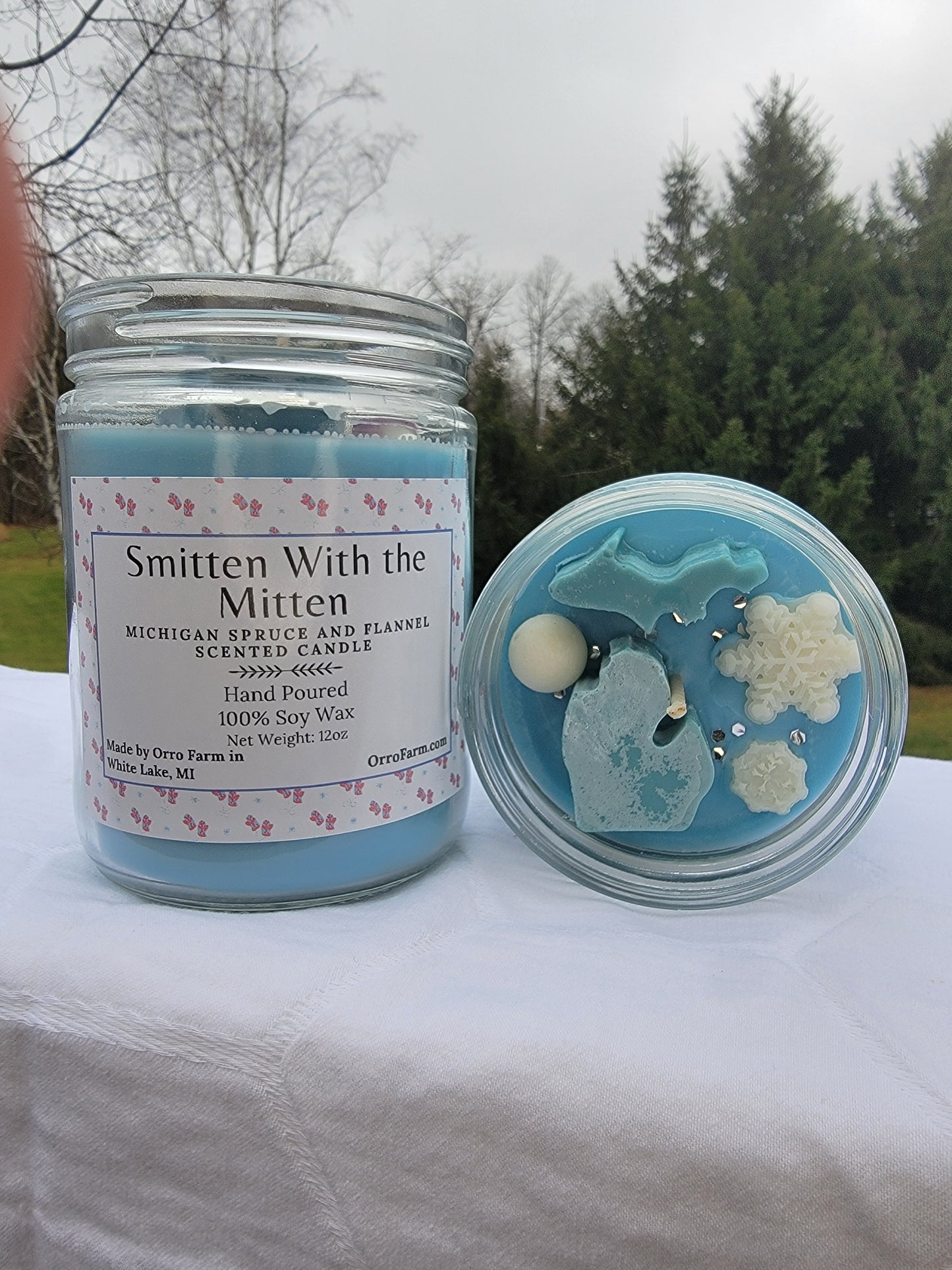 Smitten With the Mitten Candle